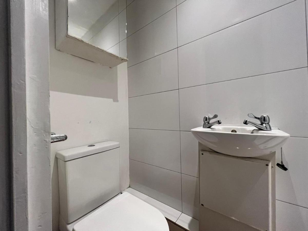 Economic In The Heart Of Chiswick - Apartment London